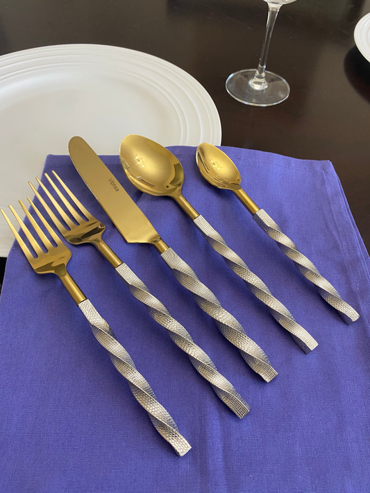 Golden Stainless Steel Flatware Set of 20 PC (Twsited)