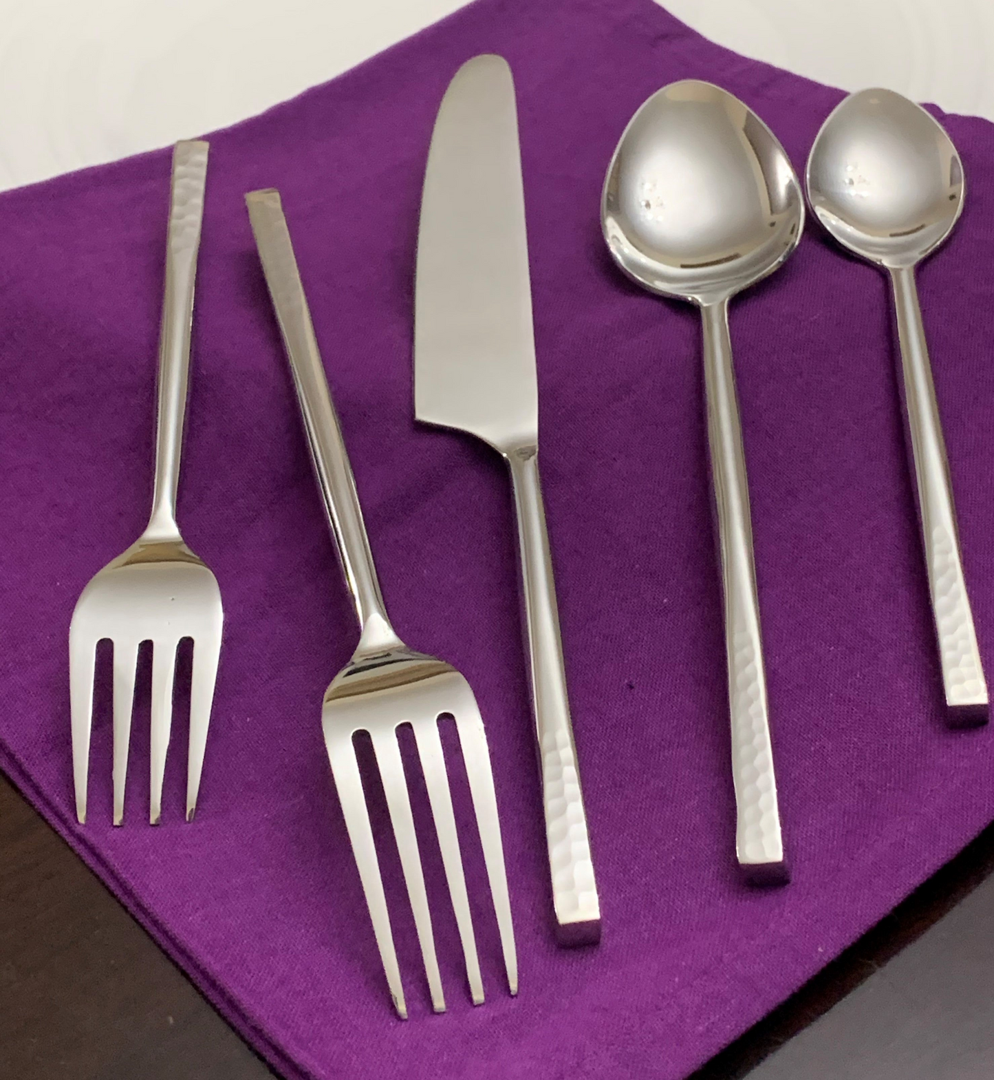 Vibhsa 20 Piece Flatware Set, Service for 4-Silver