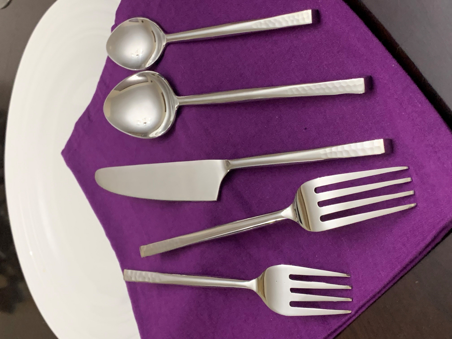 Vibhsa 20 Piece Flatware Set, Service for 4-Silver