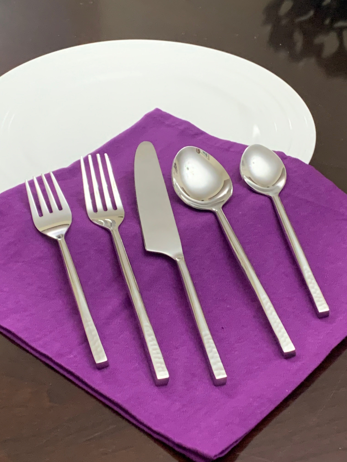 Vibhsa 20 Piece Flatware Set, Service for 4-Silver